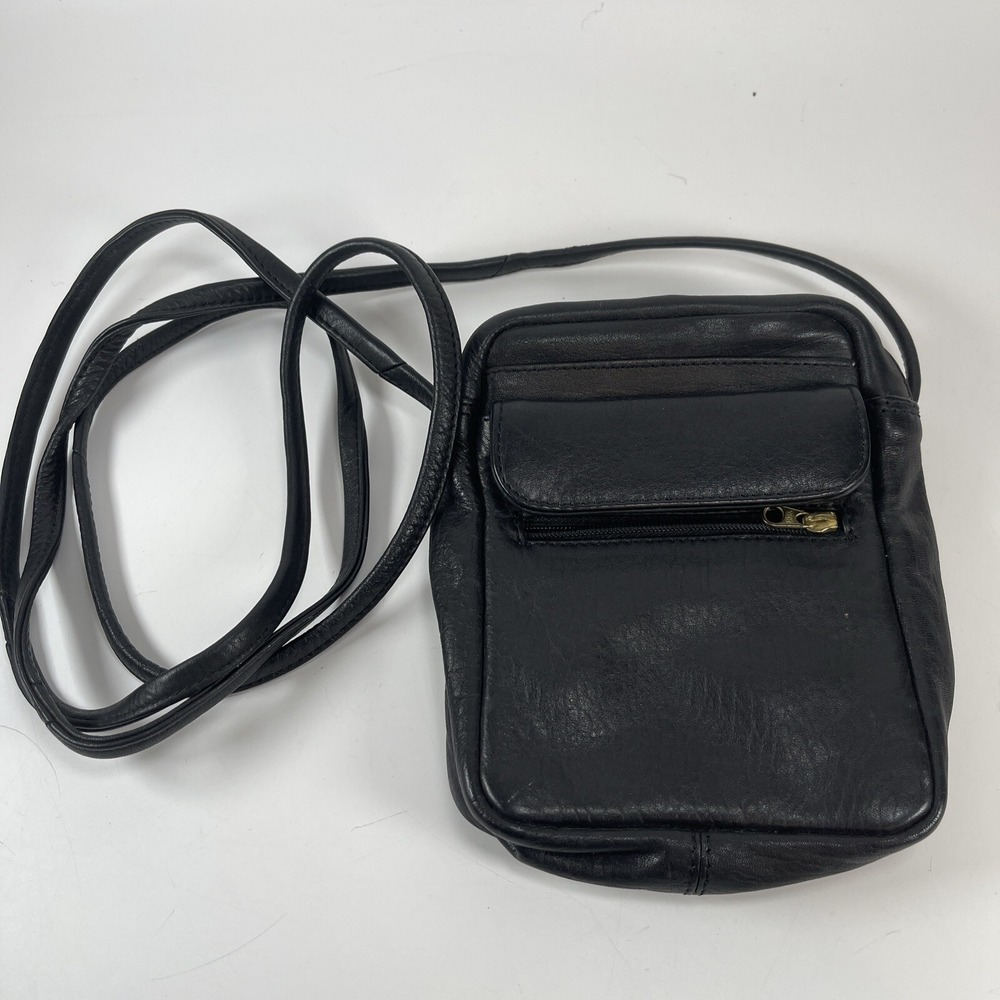 Vintage ILI New York Black Leather Crossbody Purse Organizer Bag